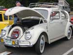 Volkswagen Bug in original color: L87 - Pearl White